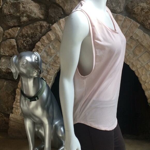 Fabletics Girl Up Almighty Muscle Tank Mesh Women's Size XS Pink - Picture 2 of 8